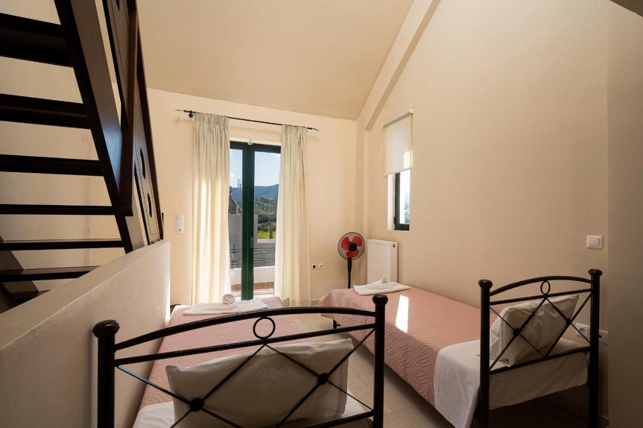 Vidakis Villas 3 Sivas Exterior photo